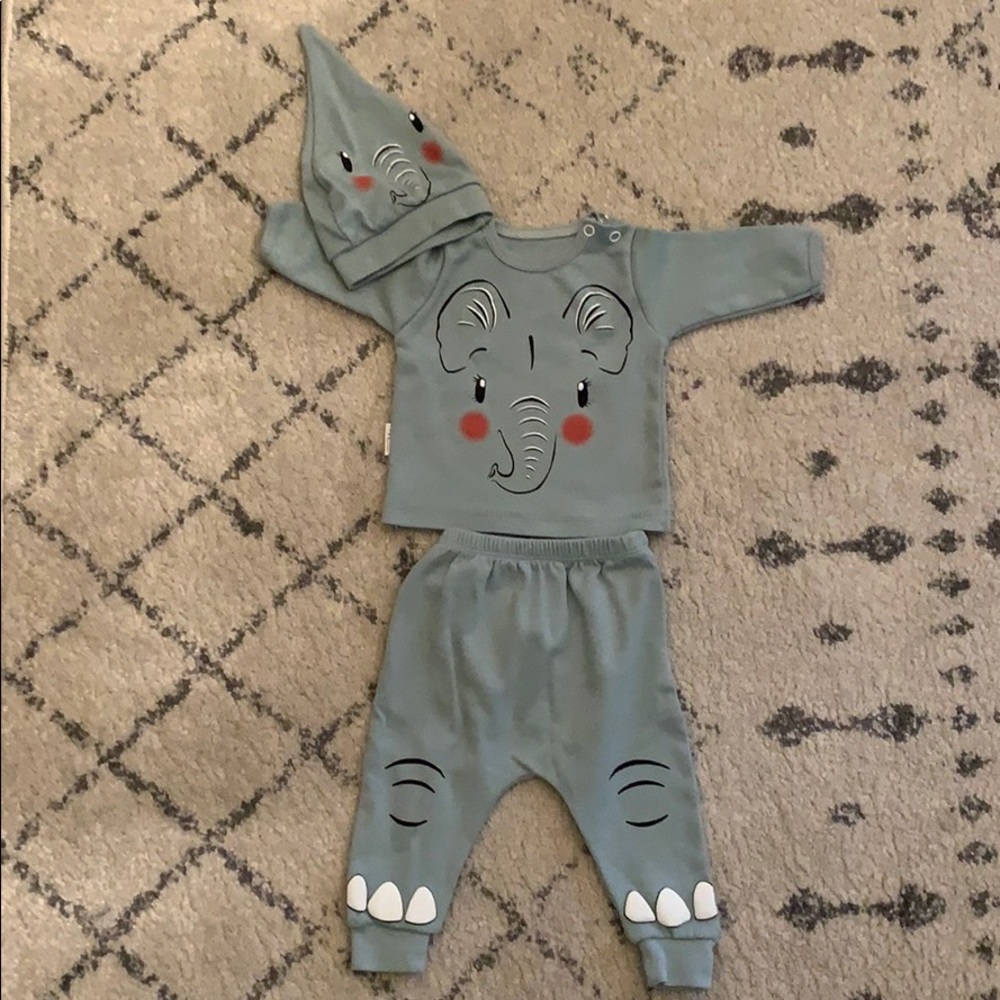 Adorable 3 Piece Elephant Outfit